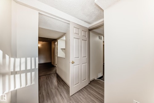 12807 121 Avenue, Edmonton, AB - Indoor Photo Showing Other Room