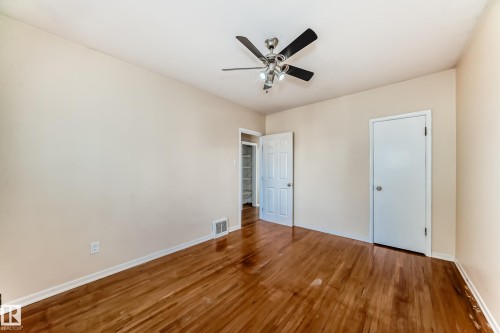 12807 121 Avenue, Edmonton, AB - Indoor Photo Showing Other Room