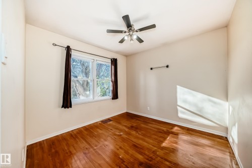 12807 121 Avenue, Edmonton, AB - Indoor Photo Showing Other Room