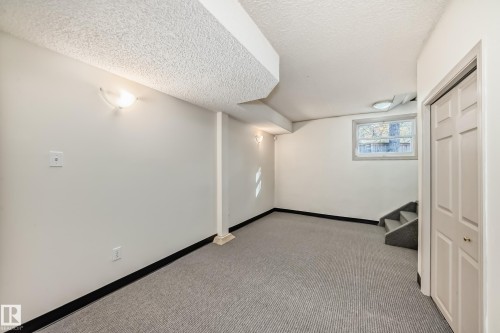 12807 121 Avenue, Edmonton, AB - Indoor Photo Showing Other Room