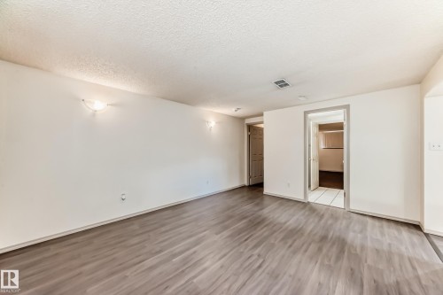 12807 121 Avenue, Edmonton, AB - Indoor Photo Showing Other Room