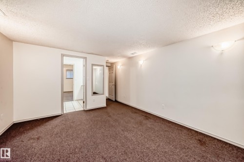 12807 121 Avenue, Edmonton, AB - Indoor Photo Showing Other Room