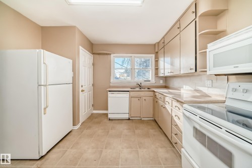 12807 121 Avenue, Edmonton, AB - Indoor Photo Showing Kitchen With Double Sink
