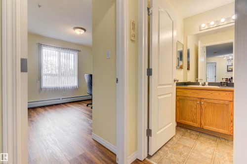 311 5340 199 Street, Edmonton, AB - Indoor Photo Showing Bathroom