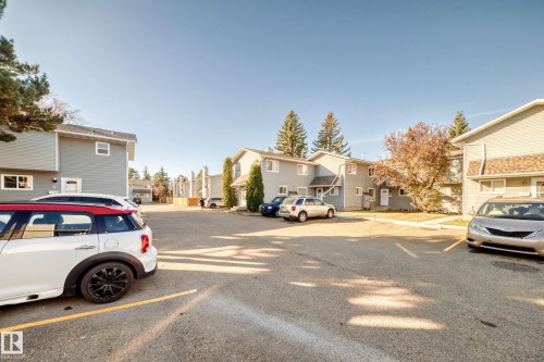 44 4403 Riverbend Road, Edmonton, AB - Outdoor