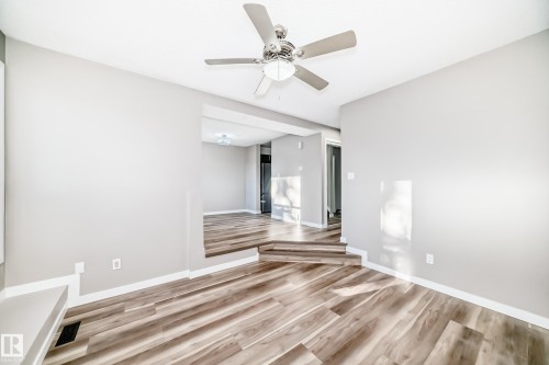 44 4403 Riverbend Road, Edmonton, AB - Indoor Photo Showing Other Room