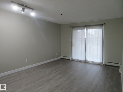 123 2305 35A Avenue, Edmonton, AB - Indoor Photo Showing Other Room