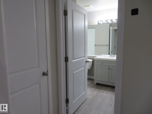 123 2305 35A Avenue, Edmonton, AB - Indoor