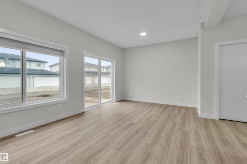 304 Brae Way, Leduc, AB - Indoor Photo Showing Other Room