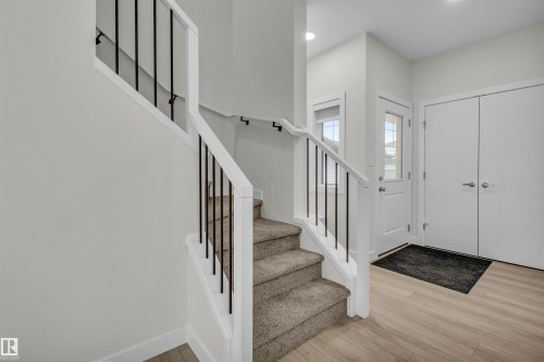 304 Brae Way, Leduc, AB - Indoor Photo Showing Other Room