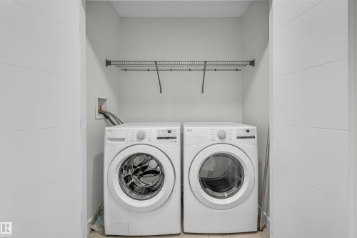 304 Brae Way, Leduc, AB - Indoor Photo Showing Laundry Room