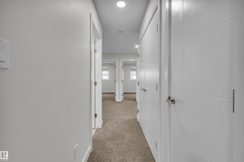 304 Brae Way, Leduc, AB - Indoor Photo Showing Other Room