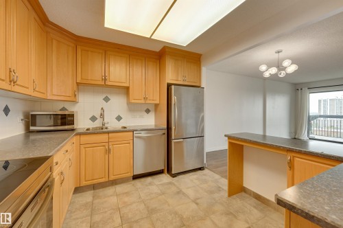 1204 11027 87 Avenue, Edmonton, AB - Indoor Photo Showing Kitchen With Double Sink