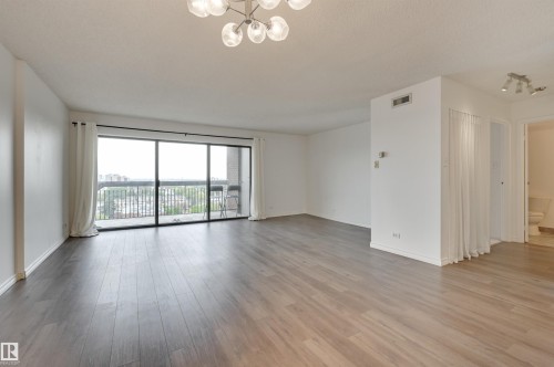 1204 11027 87 Avenue, Edmonton, AB - Indoor