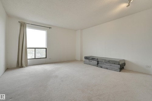 1204 11027 87 Avenue, Edmonton, AB - Indoor Photo Showing Other Room