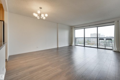 1204 11027 87 Avenue, Edmonton, AB - Indoor