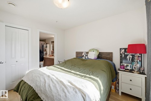 311 9523 160 Avenue, Edmonton, AB - Indoor Photo Showing Bedroom
