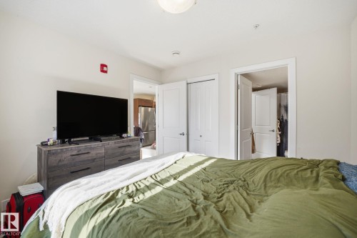 311 9523 160 Avenue, Edmonton, AB - Indoor Photo Showing Bedroom