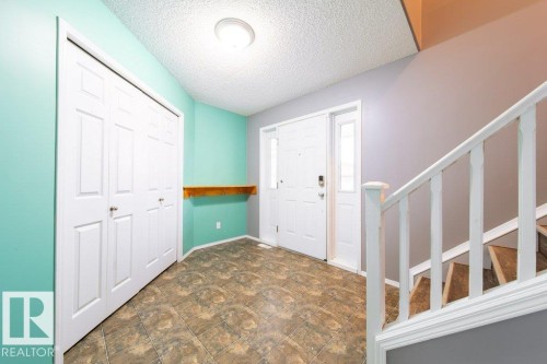 6 Lansing, Spruce Grove, AB - Indoor Photo Showing Other Room