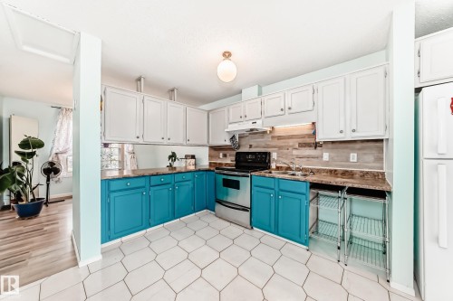 14159 26 Street, Edmonton, AB - Indoor Photo Showing Kitchen