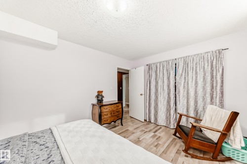 14159 26 Street, Edmonton, AB - Indoor Photo Showing Bedroom