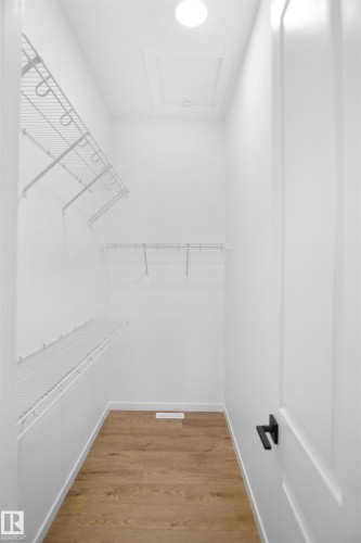 7507 Observer Lane, Edmonton, AB - Indoor With Storage