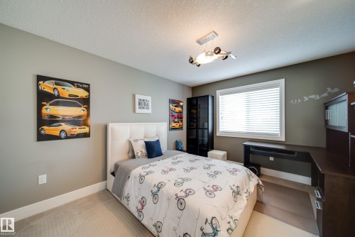 5410 Mcluhan End End, Edmonton, AB - Indoor Photo Showing Bedroom
