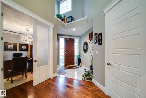 5410 Mcluhan End End, Edmonton, AB - Indoor Photo Showing Other Room