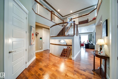 5410 Mcluhan End End, Edmonton, AB - Indoor Photo Showing Other Room