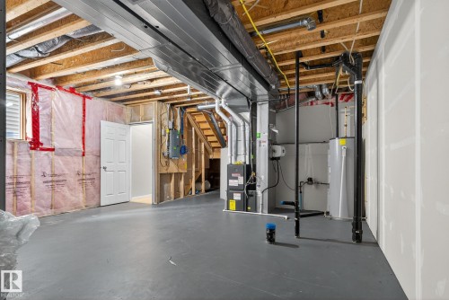 1717 Chapman Way Sw, Edmonton, AB - Indoor Photo Showing Basement
