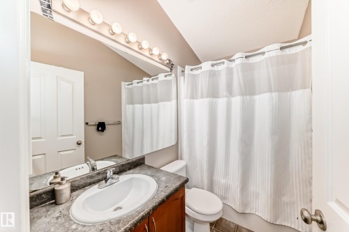 20604 48 Avenue, Edmonton, AB - Indoor Photo Showing Bathroom