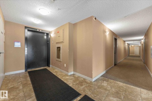 402 11803 22 Avenue, Edmonton, AB - Indoor Photo Showing Other Room