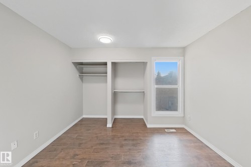 24 3812 20 Avenue, Edmonton, AB - Indoor