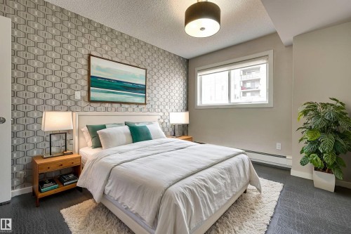 104 10140 115 Street, Edmonton, AB - Indoor Photo Showing Bedroom