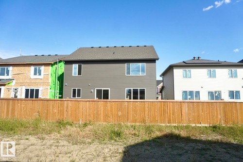 2013 209A Street, Edmonton, AB - Outdoor