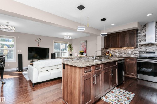 17523 12 Avenue, Edmonton, AB - Indoor