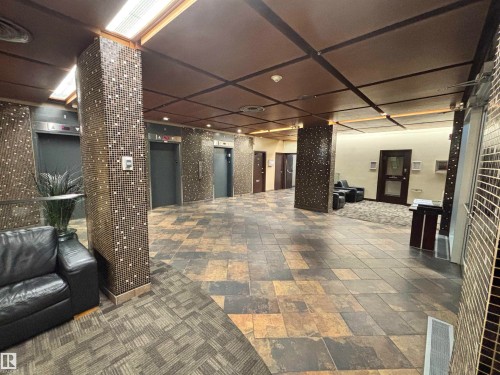 811 10883 Saskatchewan Drive, Edmonton, AB -  Photo Showing Other Room