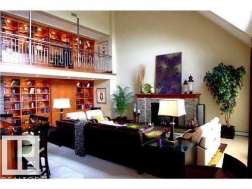 1402 9707 105 Street Nw, Edmonton, AB - Indoor Photo Showing Other Room