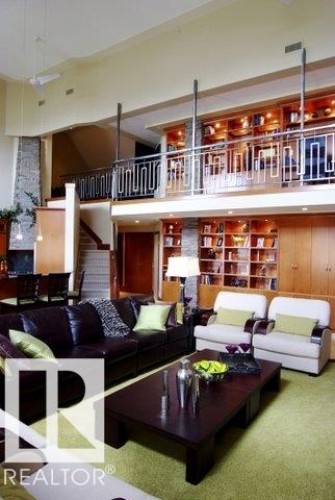 1402 9707 105 Street Nw, Edmonton, AB - Indoor