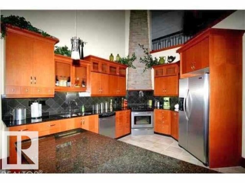 1402 9707 105 Street Nw, Edmonton, AB - Indoor Photo Showing Kitchen