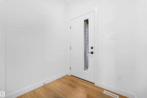 40 Grayson Green, Stony Plain, AB - Indoor Photo Showing Other Room