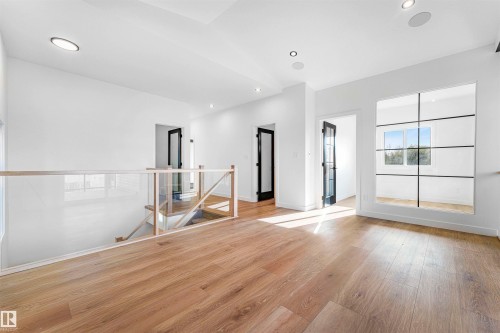 40 Grayson Green, Stony Plain, AB - Indoor Photo Showing Other Room
