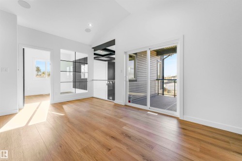 40 Grayson Green, Stony Plain, AB - Indoor Photo Showing Other Room