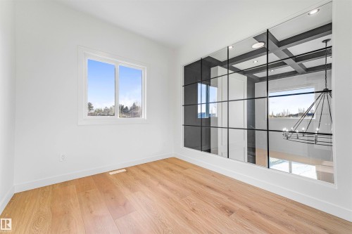 40 Grayson Green, Stony Plain, AB - Indoor Photo Showing Other Room