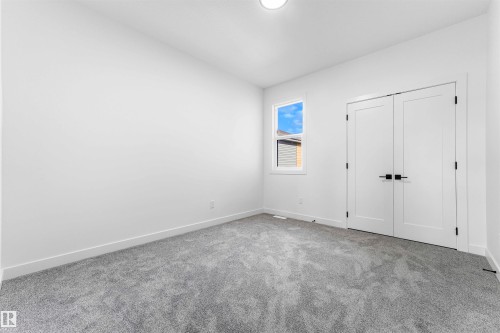 40 Grayson Green, Stony Plain, AB - Indoor Photo Showing Other Room