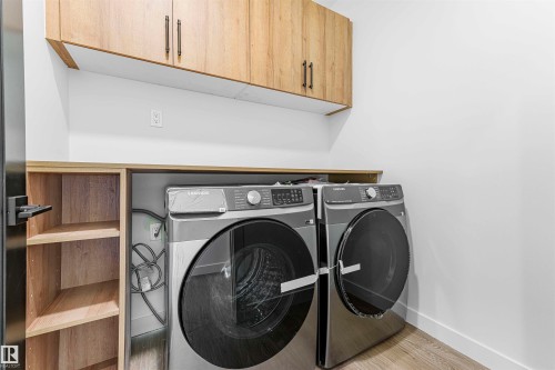 40 Grayson Green, Stony Plain, AB - Indoor Photo Showing Laundry Room
