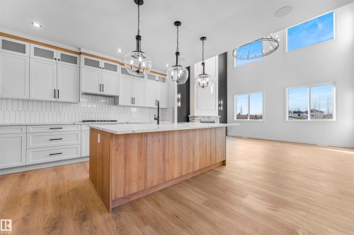 40 Grayson Green, Stony Plain, AB - Indoor Photo Showing Kitchen