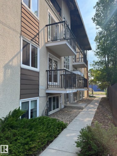 203 8524 Gateway Boulevard, Edmonton, AB - Outdoor