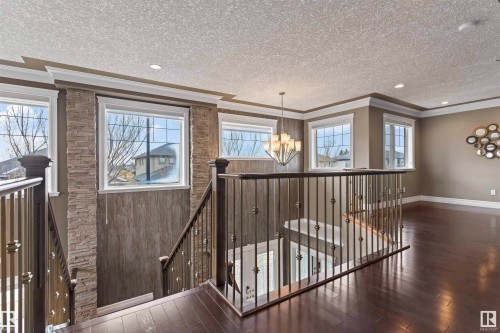 1254 Adamson Drive, Edmonton, AB - Indoor Photo Showing Other Room