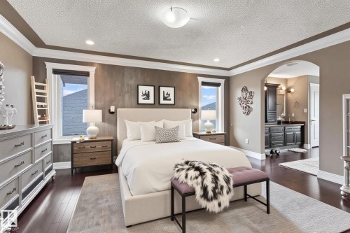 1254 Adamson Drive, Edmonton, AB - Indoor Photo Showing Bedroom
